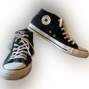 Size 11 Women/9 Men - classic black Converse All Stars - Unisex - High Tops